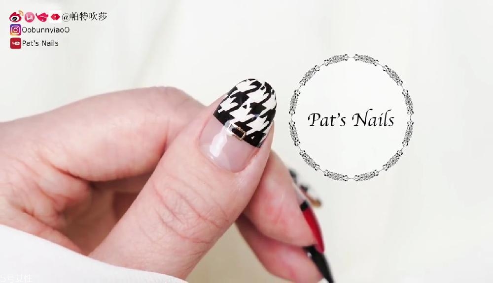 千鳥格美甲圖片畫法 美甲千鳥格畫法步驟 千鳥格美甲圖片畫法 美甲千鳥格畫法步驟