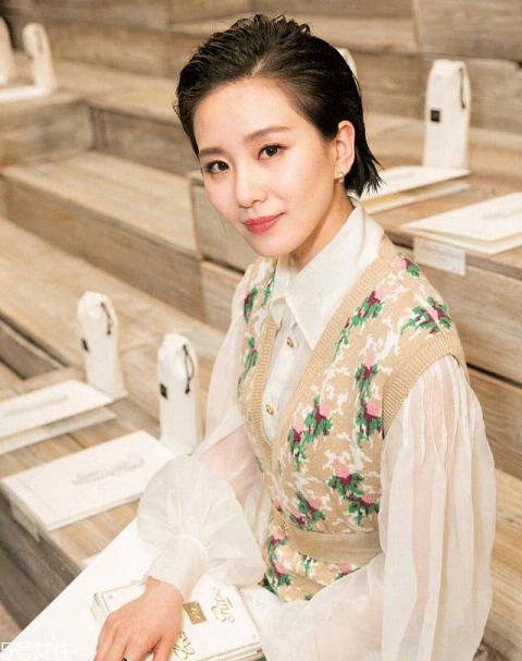 耳墜發(fā)發(fā)型是什么樣的 耳墜發(fā)可以這樣百變 耳墜發(fā)發(fā)型是什么樣的 耳墜發(fā)可以這樣百變