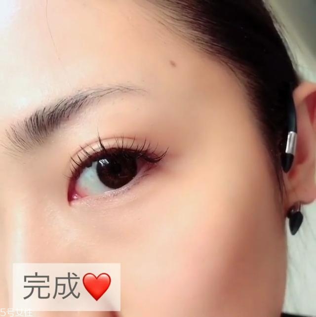 黑眼圈怎么遮暇 3種遮黑眼圈的化妝技巧 黑眼圈怎么遮暇 3種遮黑眼圈的化妝技巧