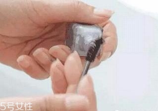 創(chuàng)意星空美甲圖片教程2018 創(chuàng)意星空美甲圖片教程2018