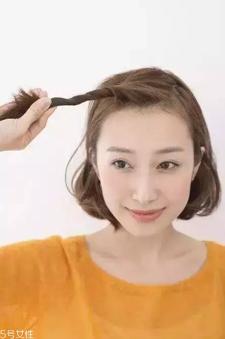 不長(zhǎng)不短的頭發(fā)做什么發(fā)型好看 不長(zhǎng)不短的發(fā)型 不長(zhǎng)不短的頭發(fā)做什么發(fā)型好看 不長(zhǎng)不短的發(fā)型