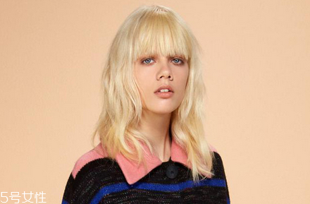 二次元?jiǎng)⒑_m合什么臉型 二次元?jiǎng)⒑_@樣剪 二次元?jiǎng)⒑_m合什么臉型 二次元?jiǎng)⒑_@樣剪