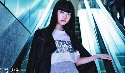 二次元?jiǎng)⒑_m合什么臉型 二次元?jiǎng)⒑_@樣剪 二次元?jiǎng)⒑_m合什么臉型 二次元?jiǎng)⒑_@樣剪