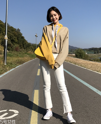 小白鞋可以用漂白水洗嗎？不要長期用漂白水洗小白鞋