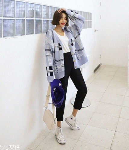 小白鞋可以用漂白水洗嗎？不要長期用漂白水洗小白鞋