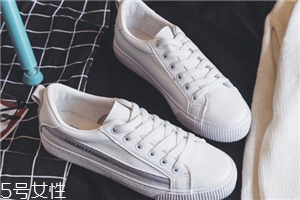 小白鞋被踩了怎么辦？教你拯救小白鞋上的腳印