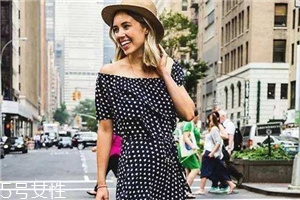 波點連衣裙怎么搭配？波點連衣裙搭配方案推薦