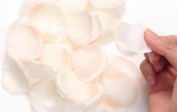 花瓣腮紅怎么做 花瓣腮紅自制教程 花瓣腮紅怎么做 花瓣腮紅自制教程