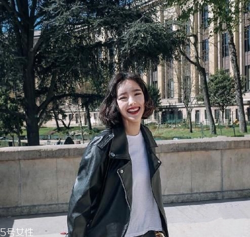 2022年最流行的卷發(fā) 流行卷發(fā)發(fā)型推薦 2022年最流行的卷發(fā) 流行卷發(fā)發(fā)型推薦