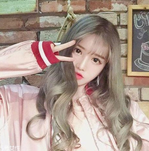 2018年流行什么顏色的頭發(fā) 2018最火的頭發(fā)顏色 2018年流行什么顏色的頭發(fā) 2018最火的頭發(fā)顏色