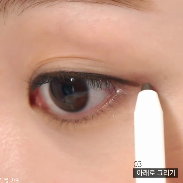 最容易上手的眼線畫法圖片 最容易上手的眼線畫法圖片