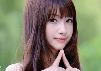 頭發(fā)稀少怎么扎丸子頭 頭發(fā)稀少適合發(fā)型推薦 頭發(fā)稀少怎么扎丸子頭 頭發(fā)稀少適合發(fā)型推薦