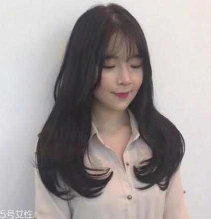 2018年流行什么樣的卷發(fā) 流行卷發(fā)發(fā)型推薦 2018年流行什么樣的卷發(fā) 流行卷發(fā)發(fā)型推薦