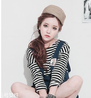 中長(zhǎng)發(fā)怎么扎好看 中長(zhǎng)發(fā)這樣扎可愛(ài)又減齡 中長(zhǎng)發(fā)怎么扎好看 中長(zhǎng)發(fā)這樣扎可愛(ài)又減齡