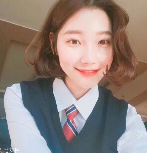 2018女生最流行的短發(fā)發(fā)型圖片 2018年春夏流行發(fā)型推薦 2018女生最流行的短發(fā)發(fā)型圖片 2018年春夏流行發(fā)型推薦