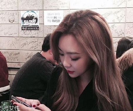 2018年流行什么顏色的頭發(fā) 2018最火的頭發(fā)顏色 2018年流行什么顏色的頭發(fā) 2018最火的頭發(fā)顏色