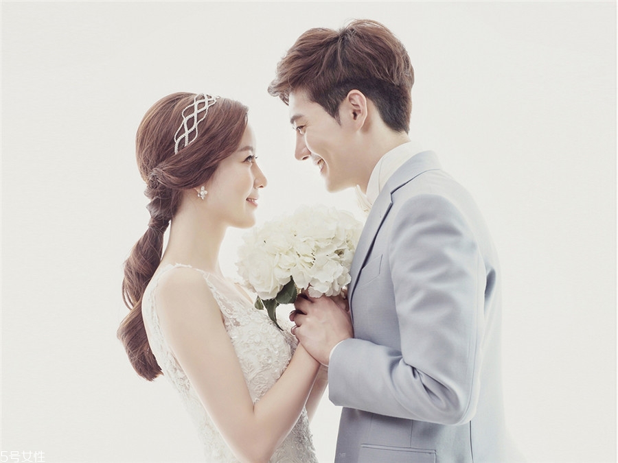 圓臉新娘發(fā)型2018圖片 任何臉型新娘發(fā)型圖片大全 圓臉新娘發(fā)型2018圖片 任何臉型新娘發(fā)型圖片大全