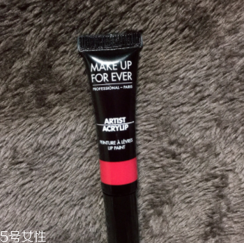 桃紅色口紅是什么顏色 桃紅色的口紅好看嗎 桃紅色口紅是什么顏色 桃紅色的口紅好看嗎