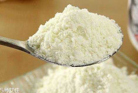 羊奶粉什么時(shí)候喝最好 羊奶粉最佳飲用時(shí)間 羊奶粉什么時(shí)候喝最好 羊奶粉最佳飲用時(shí)間