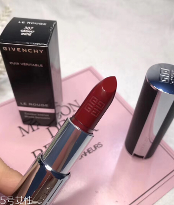 紀(jì)梵希小羊皮307好看嗎 紀(jì)梵?？诩t307適合年齡