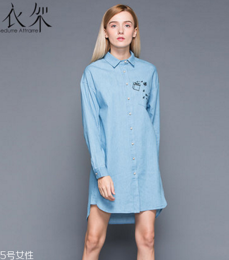 中長(zhǎng)款襯衫怎么搭配？中長(zhǎng)款襯衫搭配技巧