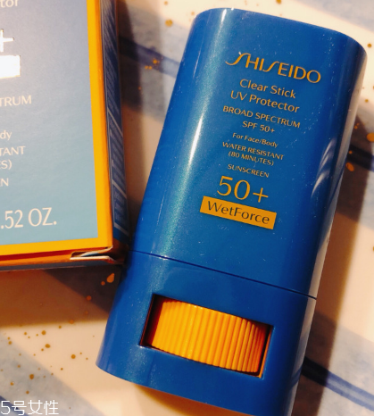 資生堂新艷陽果凍防曬棒多少錢 可以用來補(bǔ)妝的防曬 資生堂新艷陽果凍防曬棒多少錢 可以用來補(bǔ)妝的防曬