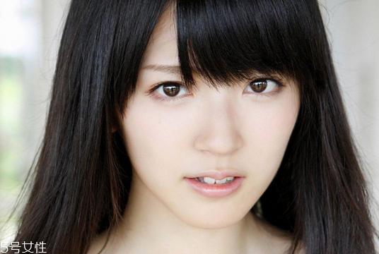 2022年韓系流行發(fā)色 比較顯白的頭發(fā)顏色推薦 2022年韓系流行發(fā)色 比較顯白的頭發(fā)顏色推薦