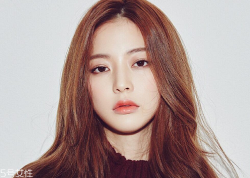 2018韓國(guó)流行發(fā)色 2018年熱門頭發(fā)顏色推薦 2018韓國(guó)流行發(fā)色 2018年熱門頭發(fā)顏色推薦