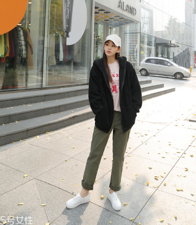 小白鞋鞋帶臟了怎么辦？小白鞋鞋帶的清洗方法