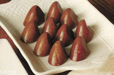 酒心巧克力可以帶上飛機(jī)嗎 酒心巧克力托運(yùn) 酒心巧克力可以帶上飛機(jī)嗎 酒心巧克力托運(yùn)