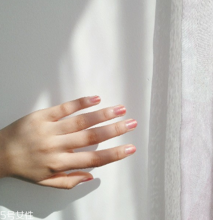 名創(chuàng)優(yōu)品指甲油多久干 miniso名創(chuàng)優(yōu)品指甲油 名創(chuàng)優(yōu)品指甲油多久干 miniso名創(chuàng)優(yōu)品指甲油