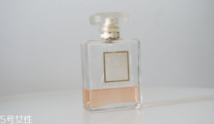 25歲左右用什么香水好 平價(jià)又好聞持久的香水 25歲左右用什么香水好 平價(jià)又好聞持久的香水