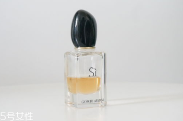 25歲左右用什么香水好 平價(jià)又好聞持久的香水 25歲左右用什么香水好 平價(jià)又好聞持久的香水