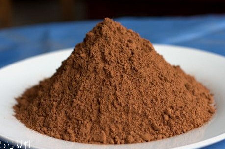 可可粉和巧克力粉的區(qū)別 可可粉好還是巧克力粉好 可可粉和巧克力粉的區(qū)別 可可粉好還是巧克力粉好