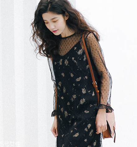 微胖女生穿什么裙子好看？微胖女生穿搭圖片