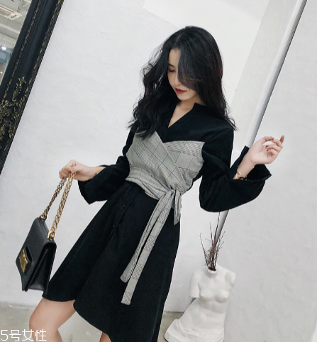 微胖女生穿什么裙子好看？微胖女生穿搭圖片