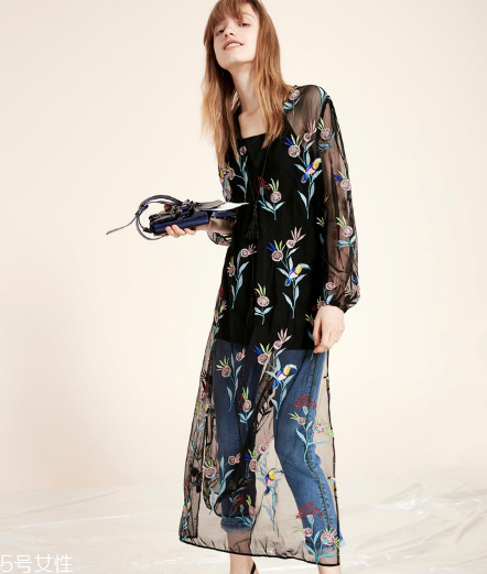 連衣裙如何穿更有氣質？連衣裙穿搭推薦