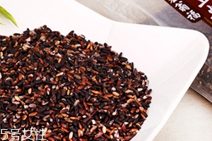 血糯米和黑米的區(qū)別 血糯米是黑米嗎？