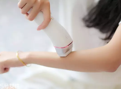 家用脫毛儀有用嗎？家用脫毛儀使用心得