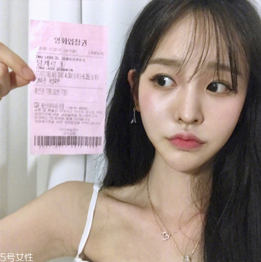 長(zhǎng)發(fā)染什么顏色好看 長(zhǎng)發(fā)染色顏色大全 長(zhǎng)發(fā)染什么顏色好看 長(zhǎng)發(fā)染色顏色大全