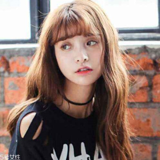 長(zhǎng)發(fā)染什么顏色好看 長(zhǎng)發(fā)染色顏色大全 長(zhǎng)發(fā)染什么顏色好看 長(zhǎng)發(fā)染色顏色大全