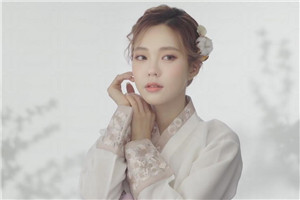 優(yōu)雅氣質(zhì)妝容教程 氣質(zhì)典雅妝容教學(xué)