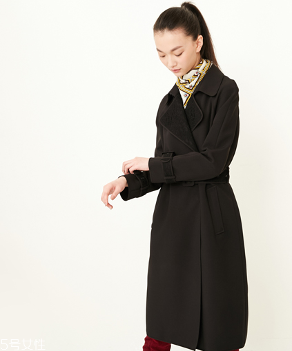 今年流行什么顏色風衣？今年流行的風衣顏色推薦