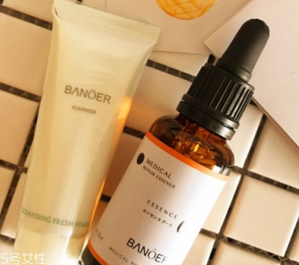 玫瑰精油的豐胸效果 玫瑰精油怎么豐胸 玫瑰精油的豐胸效果 玫瑰精油怎么豐胸