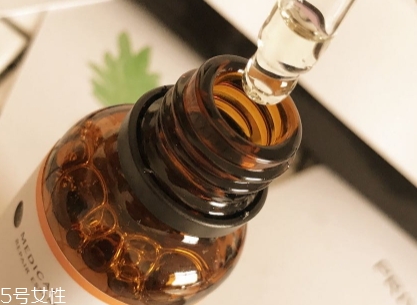 玫瑰精油的豐胸效果 玫瑰精油怎么豐胸 玫瑰精油的豐胸效果 玫瑰精油怎么豐胸