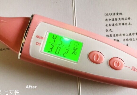 玫瑰精油的豐胸效果 玫瑰精油怎么豐胸 玫瑰精油的豐胸效果 玫瑰精油怎么豐胸