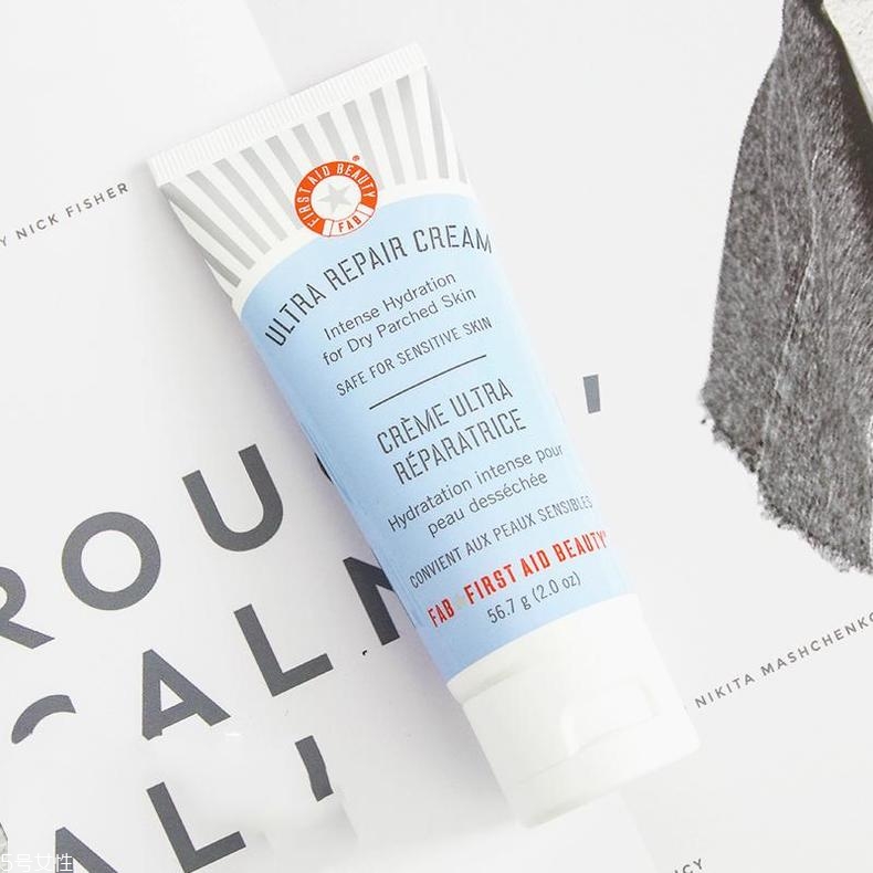 敏感肌用什么補(bǔ)水面霜 敏感肌換季六款面霜推薦 敏感肌用什么補(bǔ)水面霜 敏感肌換季六款面霜推薦