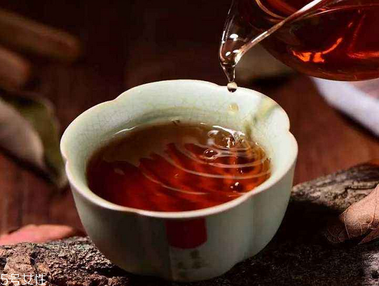 紅茶會(huì)解藥嗎？吃藥能喝紅茶嗎？