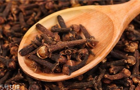 丁香茶可以長(zhǎng)期喝嗎 丁香茶長(zhǎng)期喝有無副作用