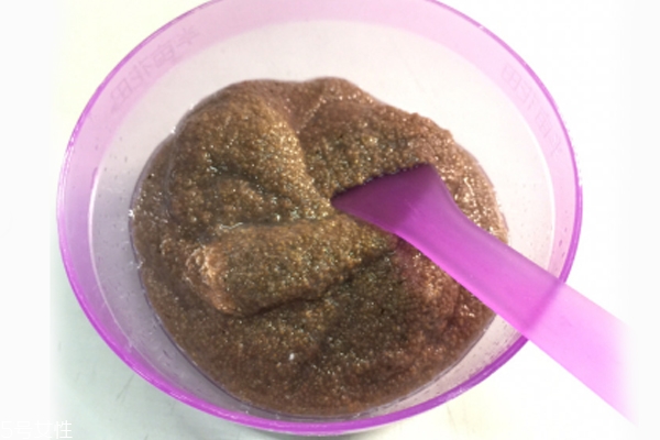 海藻面膜和薏仁水怎么調(diào) 海藻和薏仁水調(diào)配比例 海藻面膜和薏仁水怎么調(diào) 海藻和薏仁水調(diào)配比例
